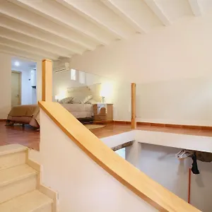 https://duplex-en-planta-baja-junto-a-la-catedral.top-hotels-tarragona.com